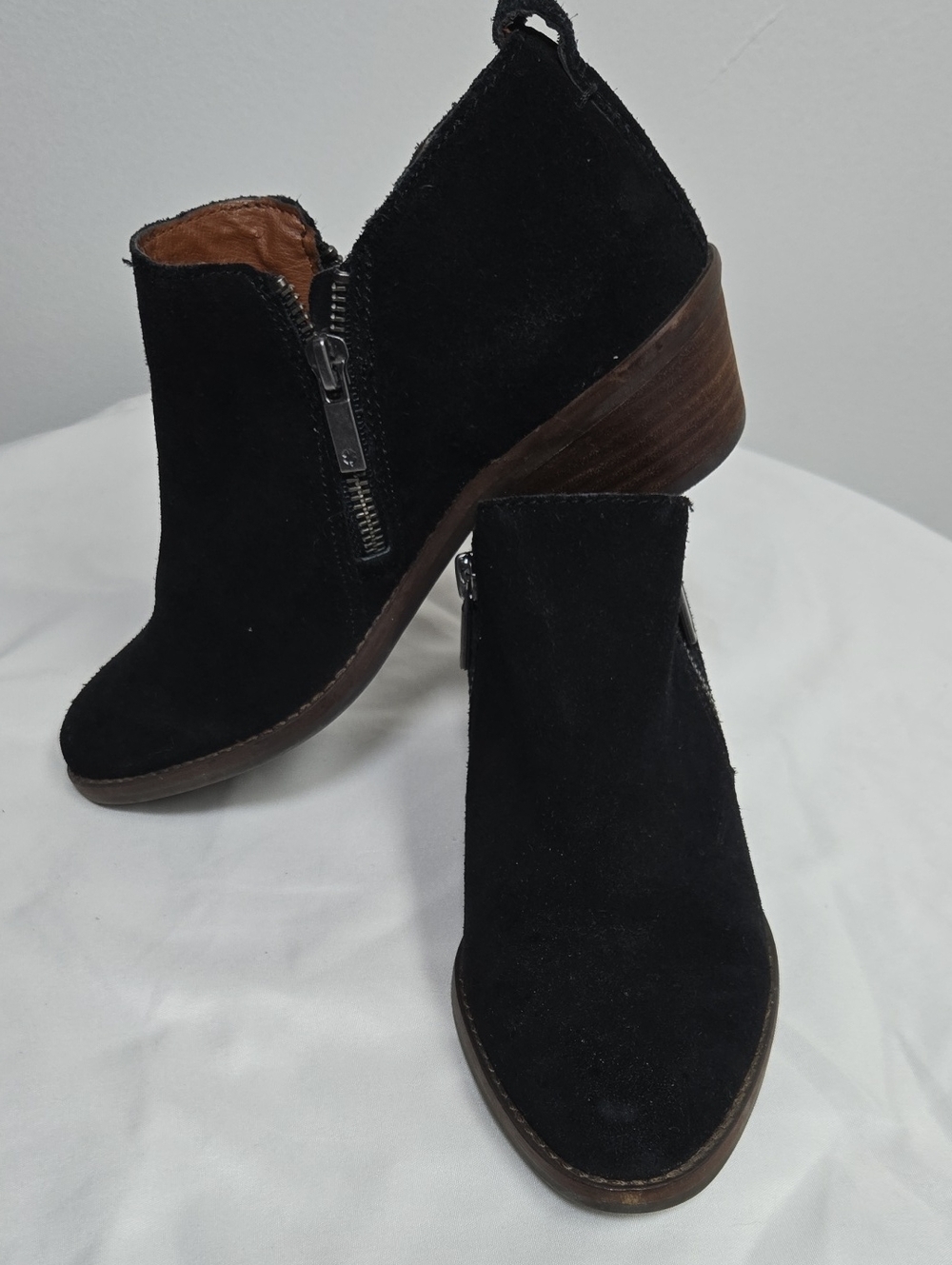 Lucky Brand Black Finese Suede Ankle Booties with Side Zippers Size 6.5
